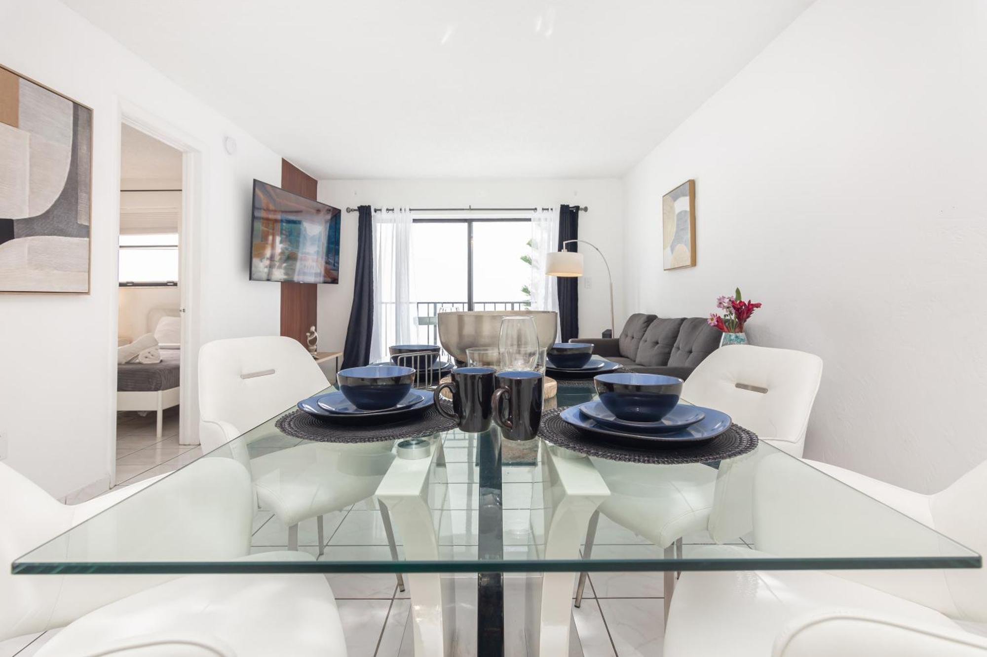 One Bedroom Apartment - With Parking & Balcony - Heart Of Wynwood Miami Dış mekan fotoğraf