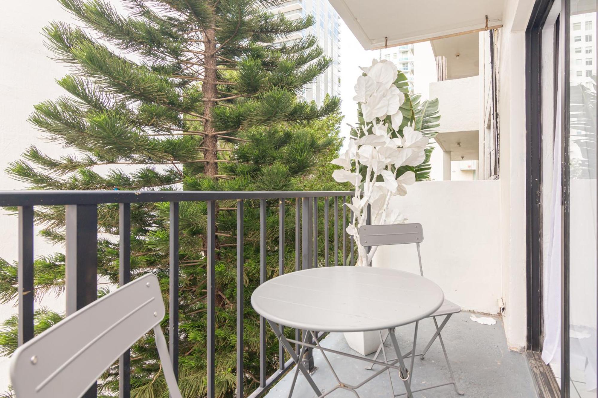 One Bedroom Apartment - With Parking & Balcony - Heart Of Wynwood Miami Dış mekan fotoğraf